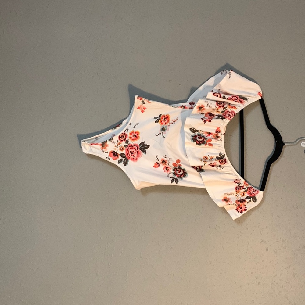 Rue 21, M, floral body suit